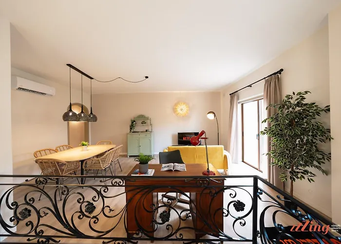 Stylish & Stunning Holiday Home In St Julians